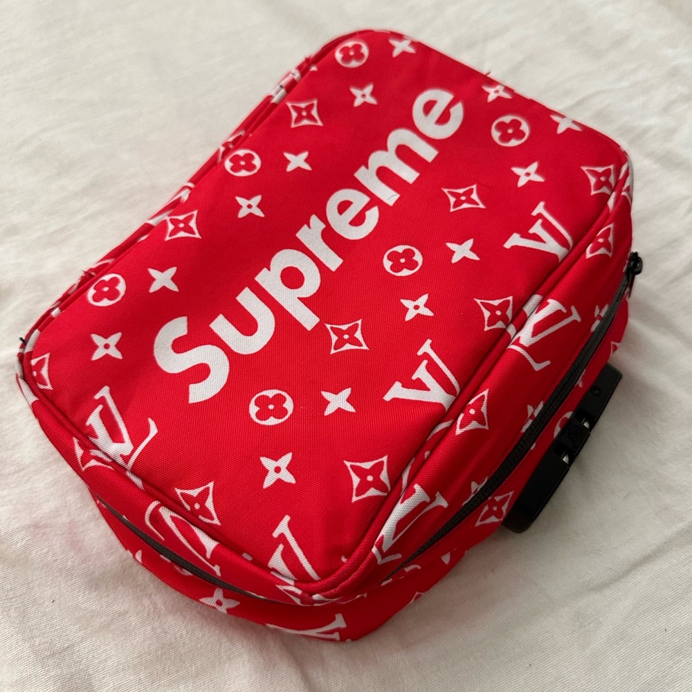 Supreme X Louis Vuitton travel bag